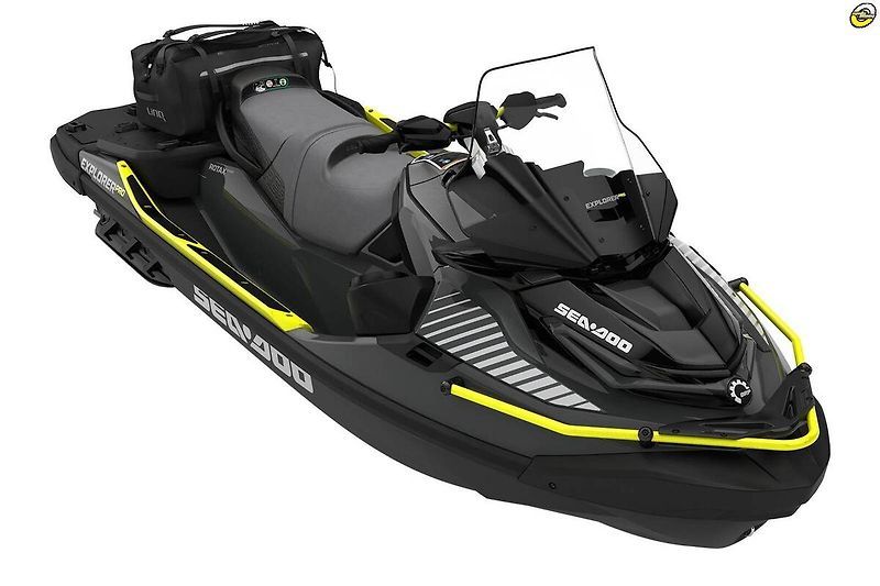 Sea Doo (2027) Explorer PRO 3-up 230hp iDF Au - fotka 1 z 5