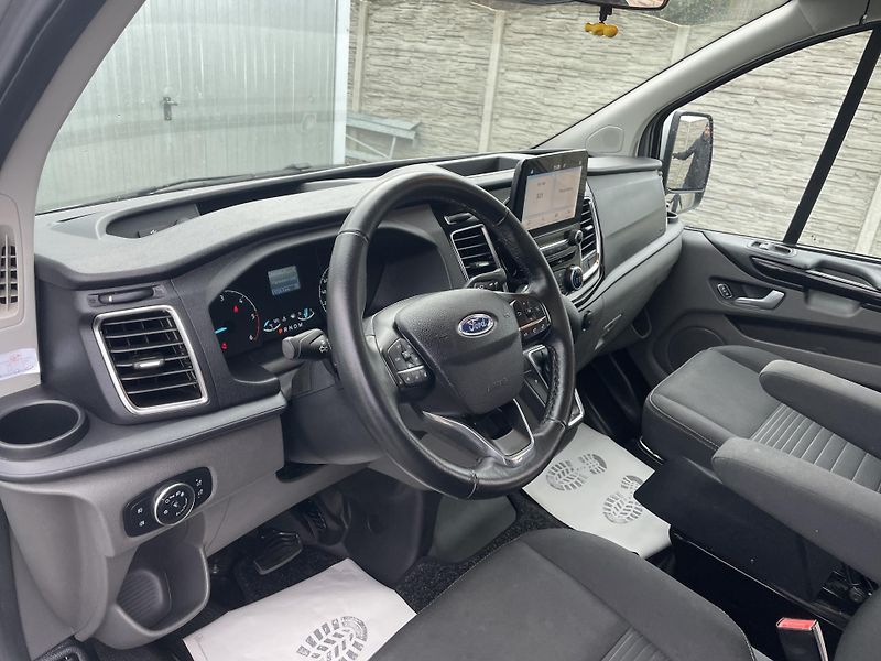 Ford Transit 2.0TDCi 130PS CONECT KARMANN - fotka 174 z 185