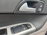 Volvo C30 2.0D DIGI AC - náhled 9