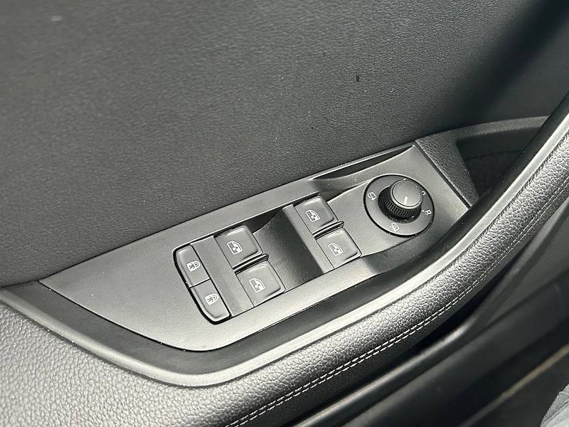 Škoda Superb Style 7DSG 2,0TDI - fotka 22 z 26