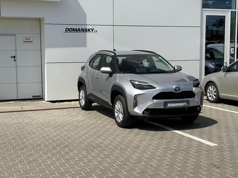 Toyota Yaris Cross (2026) LIMITED EDITION 1,5 HEV AT - fotka 2 z 14