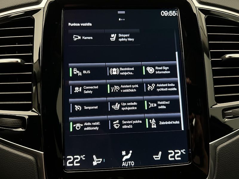 Volvo XC90 B5 AWD INSCRIPTION AUT 1. maj. - fotka 30 z 47