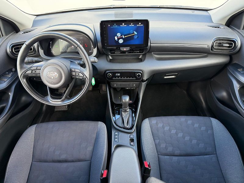Toyota Yaris 1.5 HSD e-CVT Style - fotka 5 z 27