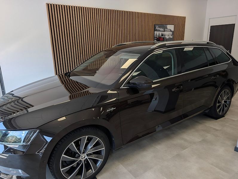 Škoda Superb 2.0 TDI Laurin&Klement 4X4 - fotka 6 z 34
