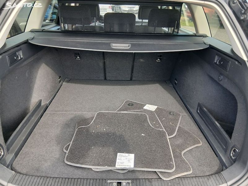Volkswagen Passat TDI, B8, 199 000 km - fotka 33 z 37