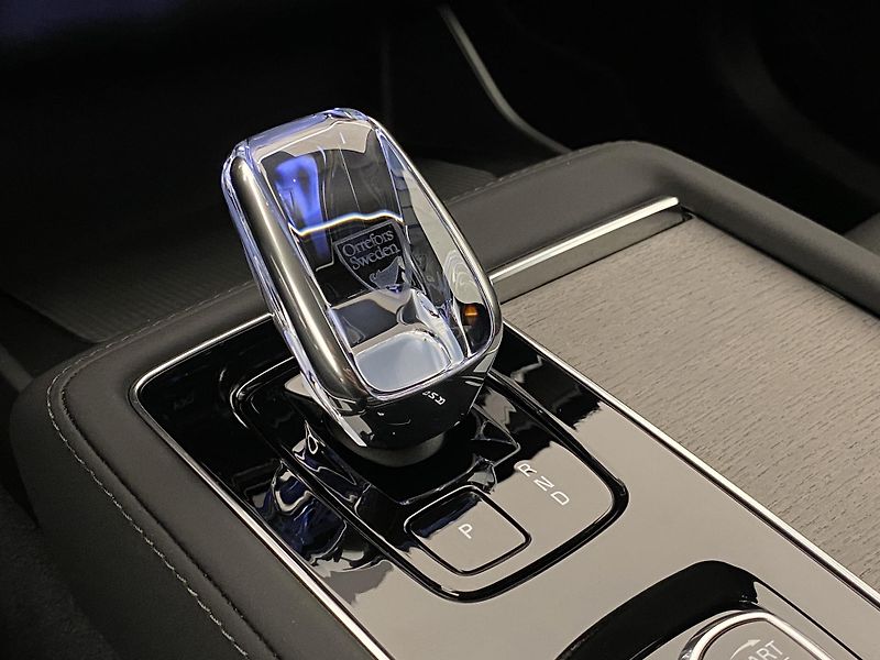 Volvo XC90 (2025) T8 AWD Plug-in BRIGHT PLUS 7m - fotka 39 z 76