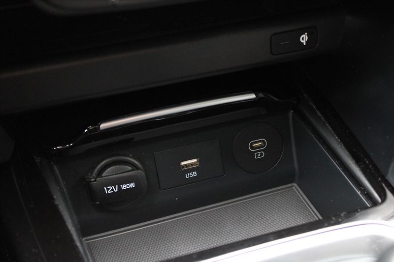 Kia XCeed 1,5 T-GDI  ČR,1.MAJ,TOP,ZÁRUKA - fotka 18 z 32