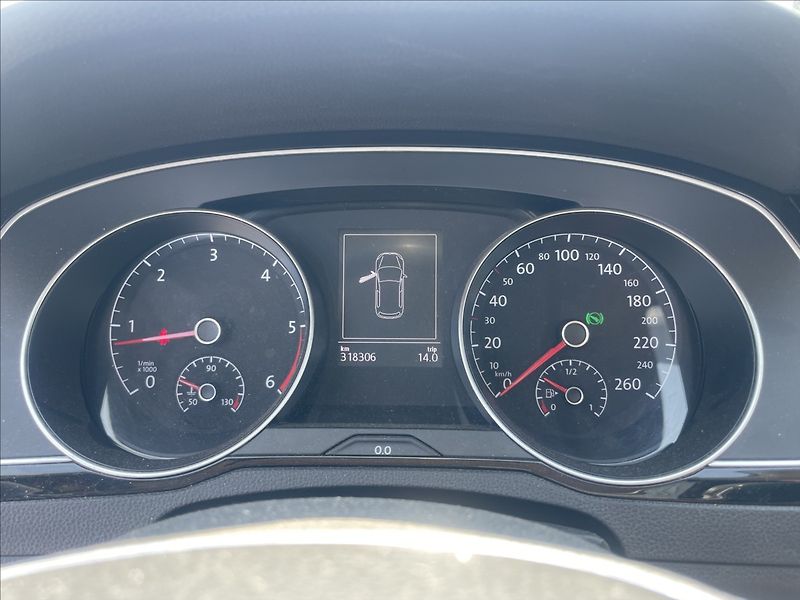 Volkswagen Passat 2,0 TDi 110kw Radar DSG GPS Hi - fotka 17 z 43