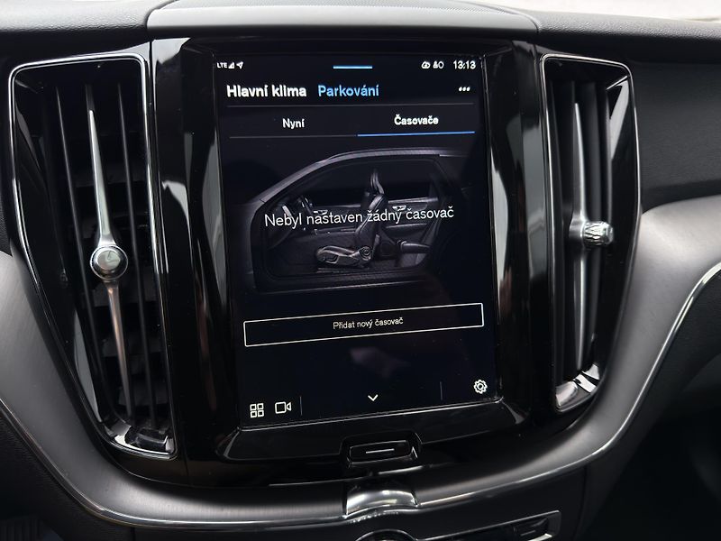 Volvo XC60 T6 AWD RECHARGE // 1.maj. //ČR - fotka 35 z 38