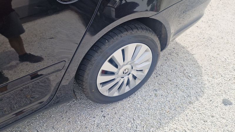 Škoda Octavia 1,8 i 16V - fotka 12 z 13
