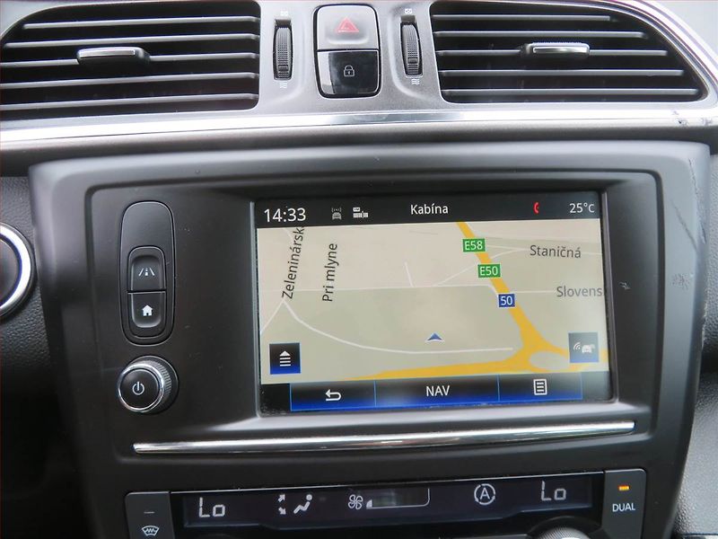 Renault Kadjar (2018) 1.2 TCe, Serv.kniha, Navi - fotka 13 z 16