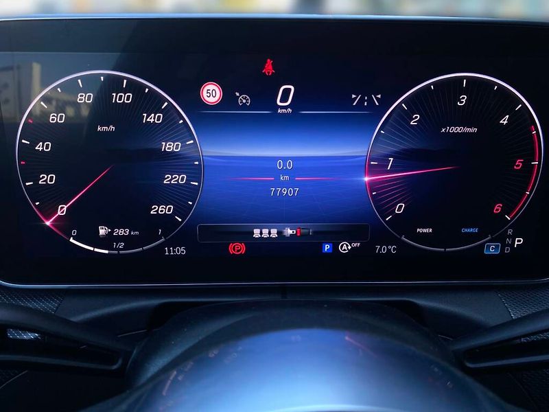 Mercedes-Benz Třídy C (2021) C 220 d 4MATIC kombi - fotka 15 z 28