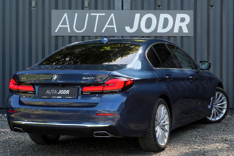 BMW Řada 5 540i xDrive, ČR, ACC, Harman - fotka 8 z 40