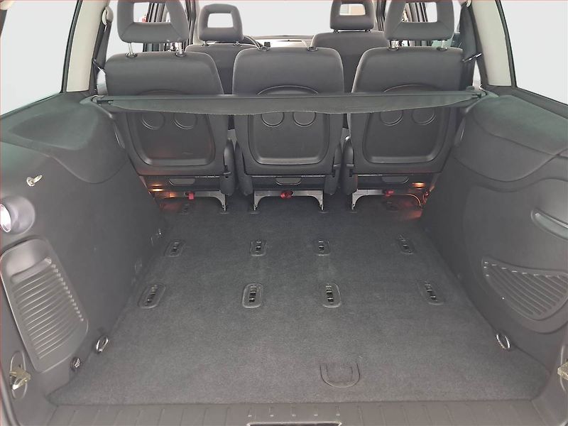 Volkswagen Sharan (2004) 1.9 TDI, po STK, Tažné - fotka 14 z 15