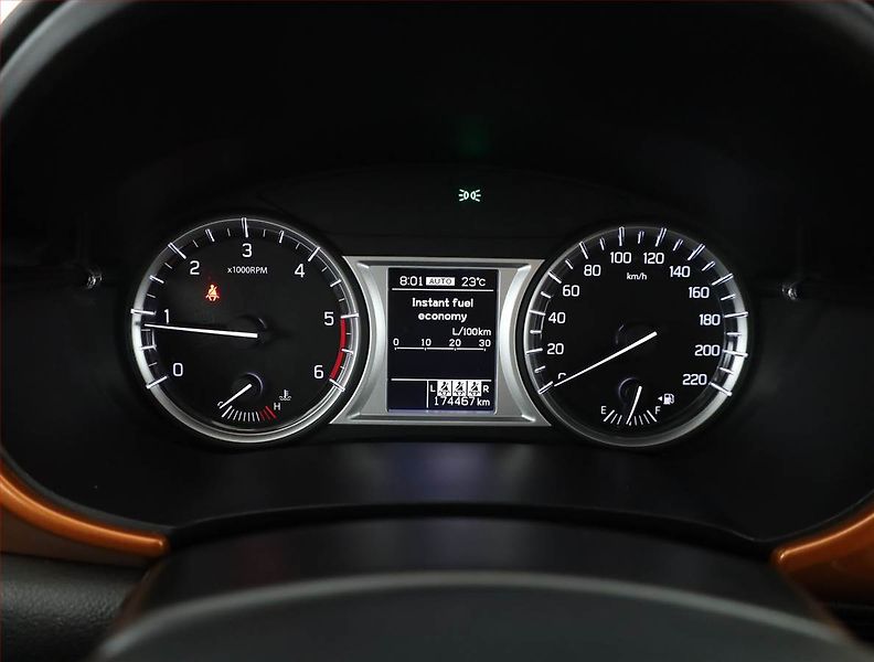 Suzuki Vitara (2016) Premium 1.6 DDiS, 4X4 - fotka 9 z 19