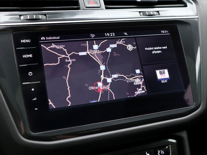 Volkswagen Tiguan 2,0 TSI 162kW DSG 4MOT Highlin - fotka 30 z 48