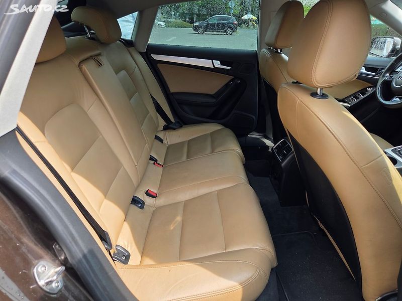 Audi A5 (2012) 2.0TDI Automat - necouvá - fotka 12 z 21