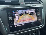 Volkswagen Tiguan (2020) R-LINE 1,5 TSI 110 KW 1. MAJ - náhled 48