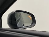 Volvo XC40 D4 AWD R-DESIGN AUT CZ - náhled 32