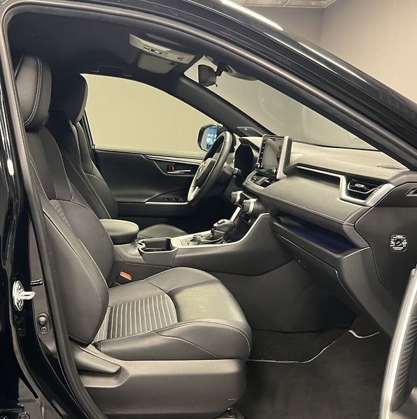 Toyota RAV4 2.5 Hybrid AT BLACK EDITION JB - fotka 9 z 16