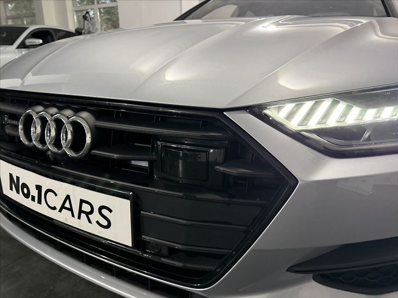 Audi A7 3,0   50TDI S-LINE B&O MATRIX - fotka 34 z 38
