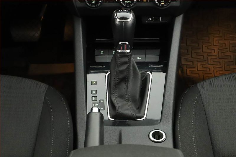 Škoda Octavia (2018) Style 1.5 TSI, Automat - fotka 10 z 15