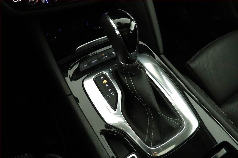 Opel Insignia (2018) 2.0 Turbo 4x4, 4X4, Automat - fotka 14 z 19