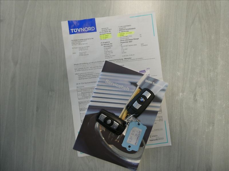 BMW Řada 1 1,6 i 85kW serviska, 2.majitel - fotka 36 z 40