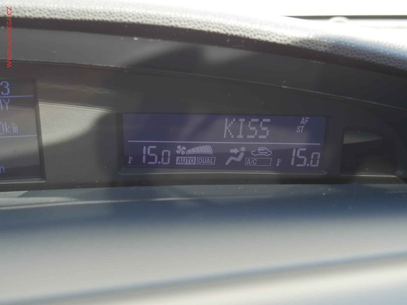 Mazda 3 (2012) 1.6 16V, AC, park.asist - fotka 18 z 22