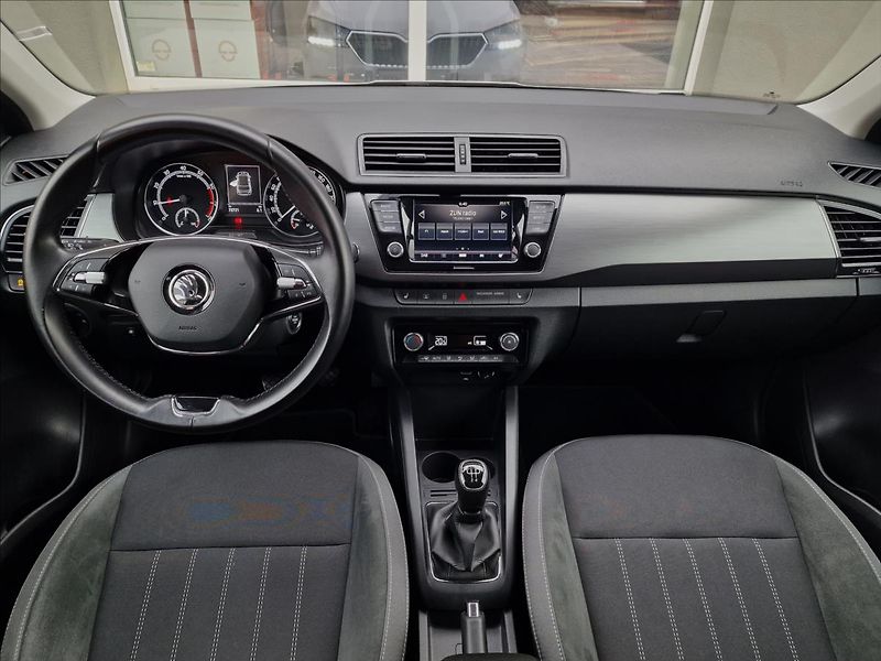 Škoda Fabia 1.0TSI Style, původ ČR,1.Maj. - fotka 24 z 48