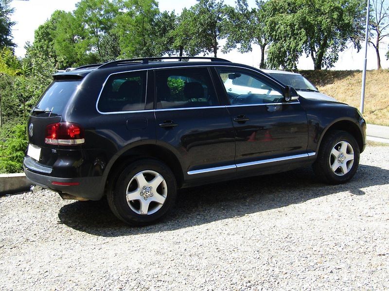 Volkswagen Touareg (2007) 2.5 TDI 128kW - fotka 10 z 33