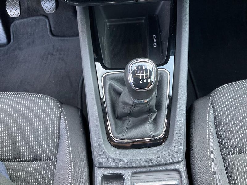 Škoda Octavia (2021) 2.0TDI AMBITION NAJ.53TKM - fotka 25 z 28