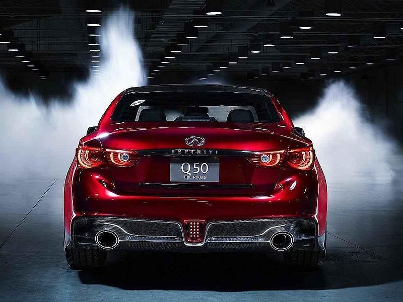 Infiniti Q50 Eau Rouge.