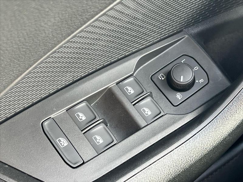 Škoda Octavia 1,5 TSi 85kW SELECTION  IV. - fotka 20 z 24