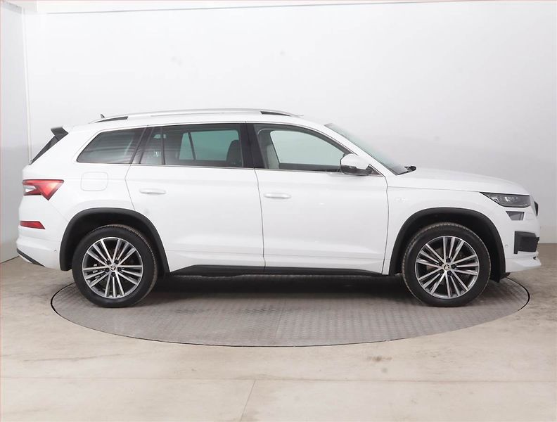 Škoda Kodiaq (2022) Laurin&Klement 2.0 TDI - fotka 6 z 18