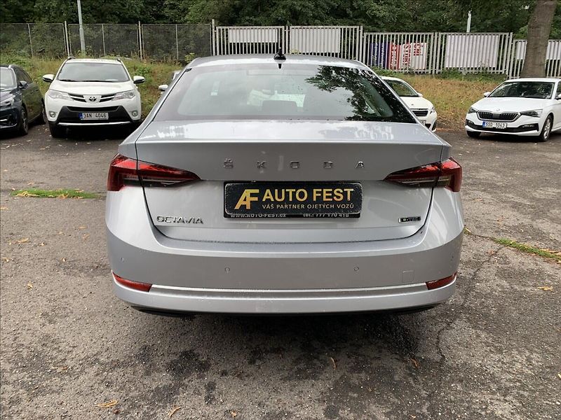Škoda Octavia 1,0 TSI DSG,ČR,1.MAJ,SERVISKA - fotka 6 z 17