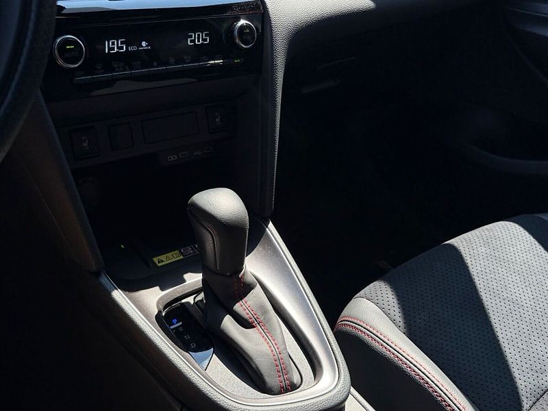 Toyota Yaris Cross 1.5 GR sport - fotka 12 z 18