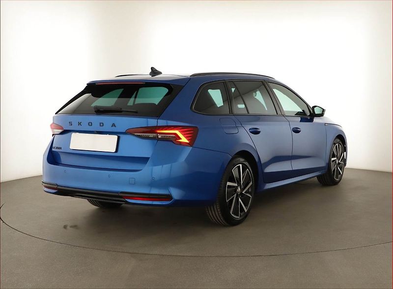 Škoda Octavia (2025) 2.0 TDI - fotka 5 z 19