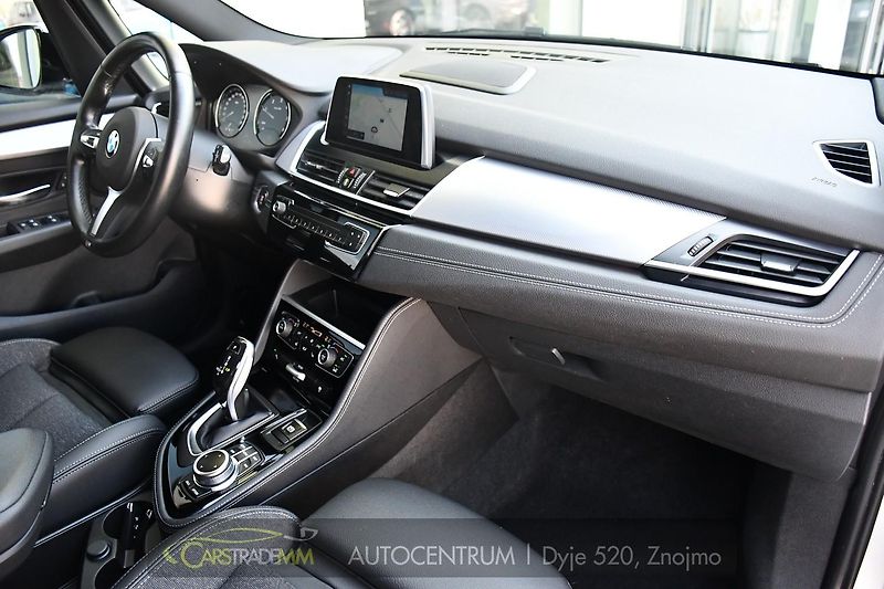 BMW Řada 2 216d GRAND TOURER M-SPORT 7MÍS - fotka 13 z 42