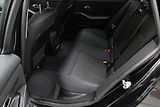 BMW Řada 3 2,0 320d 140 kW Steptronic Zár - náhled 14