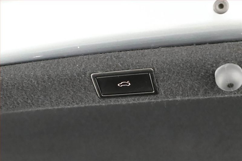 Škoda Superb (2019) Laurin&Klement 2.0 TSI - fotka 9 z 19