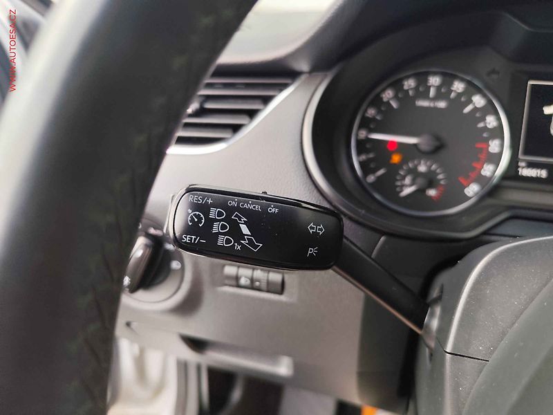 Škoda Octavia (2013) 1.6 TDi, Ambition, TZ - fotka 22 z 24