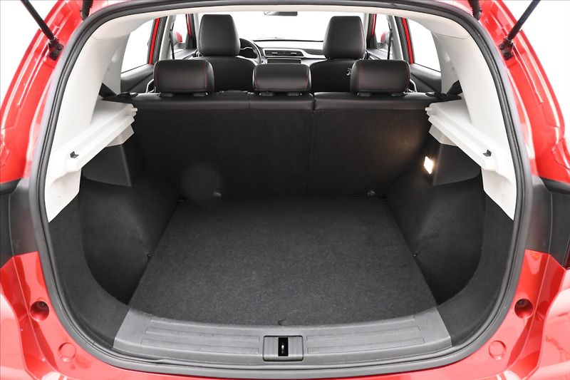 MG ZS 1,0 TGI 82 kW Elegance Záruka - fotka 10 z 30