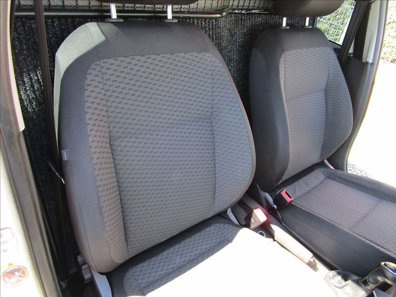 Škoda Praktik 1.4TDi Klima - fotka 16 z 33