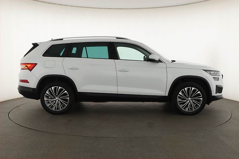 Škoda Kodiaq (2023) 2.0 TDI - fotka 6 z 26