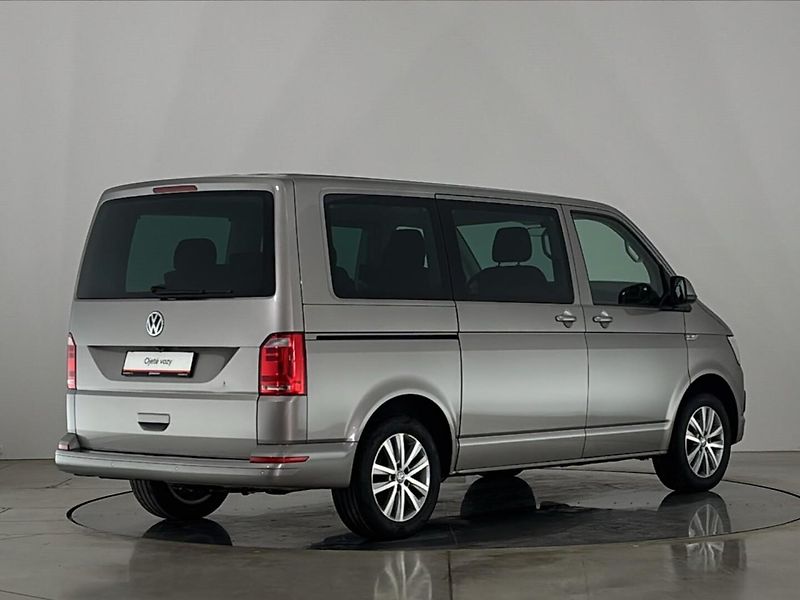 Volkswagen Multivan Comfortline DSG - fotka 2 z 28