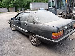 Audi 100 (1986) 2.2 benzin  101 kw - fotografie inzerátu