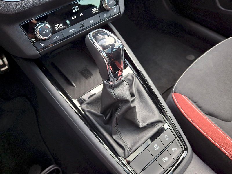 Škoda Kamiq (2024) Monte Carlo DSG 1,0TSi 81kW - fotka 30 z 35