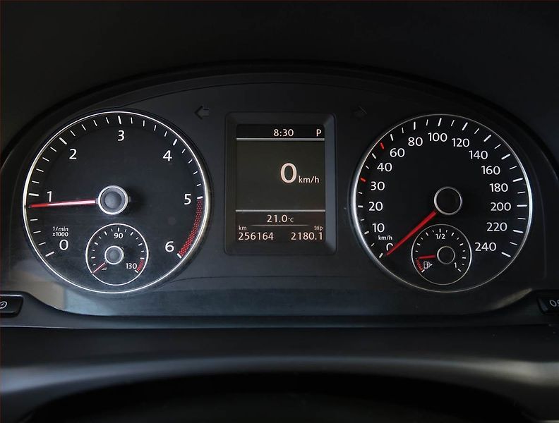 Volkswagen Touran (2014) Highline 2.0 TDI, Automat - fotka 11 z 22