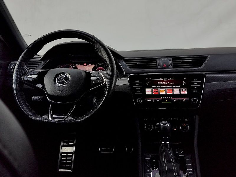 Škoda Superb (2020) iV 1,4 Tsi 150 Kw SportLine DS - fotka 6 z 37